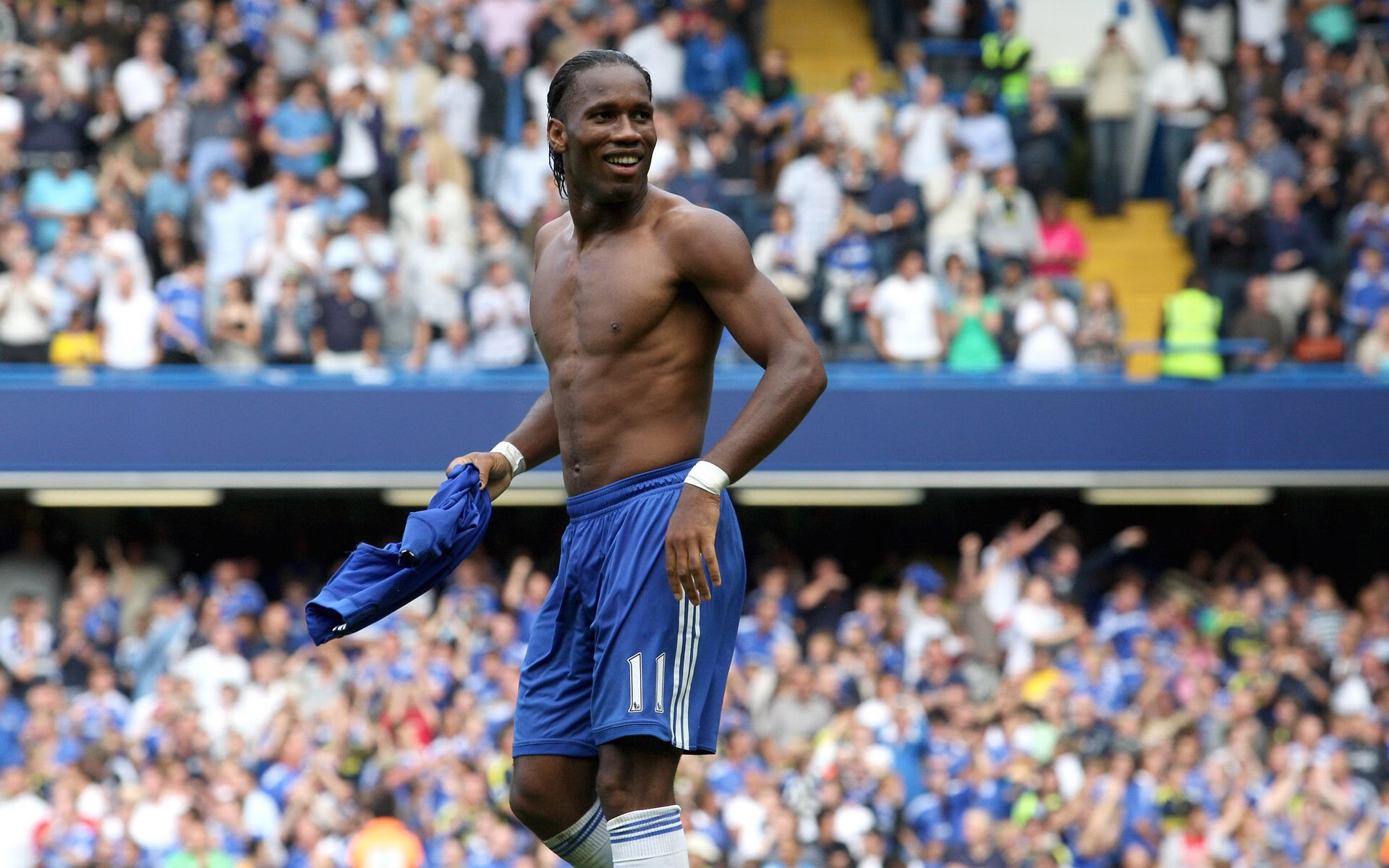 魔术全面压制活塞，西亚卡姆冠军级表现引领胜利