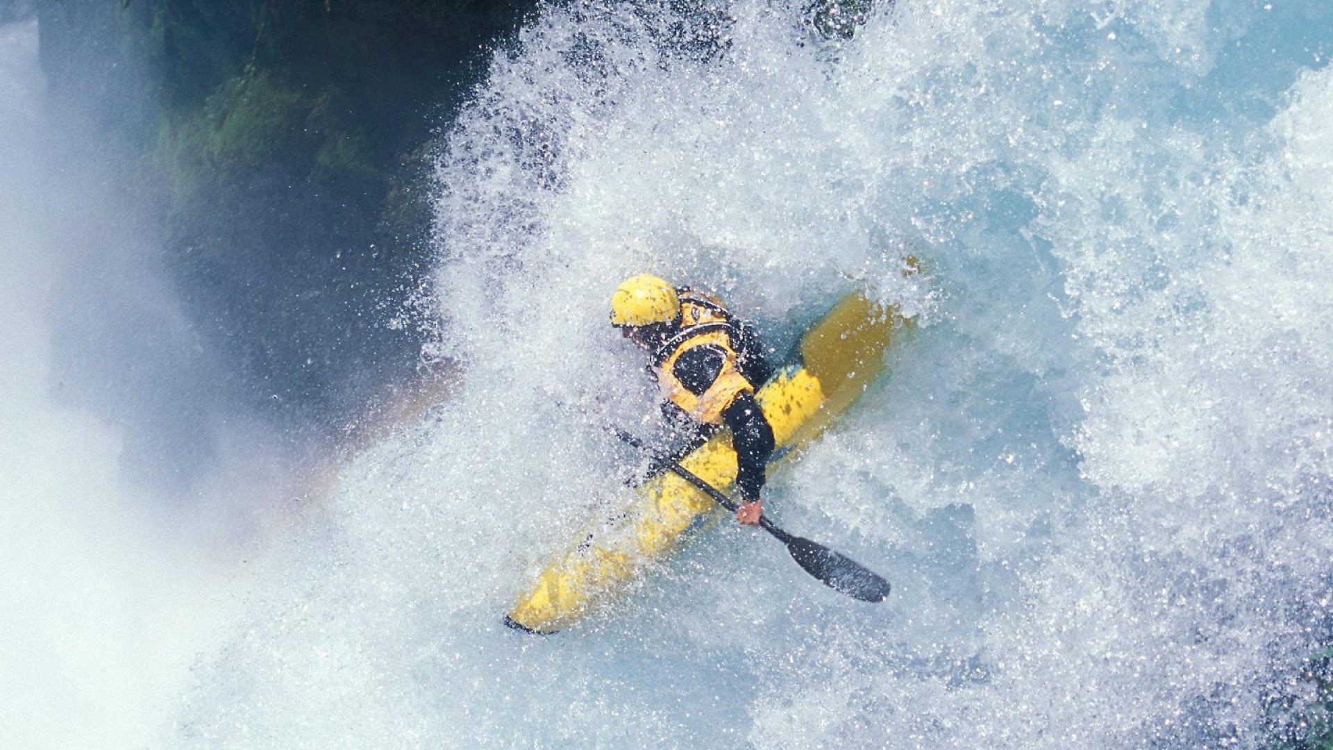 街道赛与球场，范弗利特的F1式接管与太阳队的防守封锁